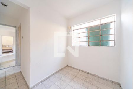 Sala de casa para alugar com 2 quartos, 85m² em Vila Luzita, Santo André