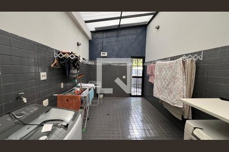 Apartamento à venda com 32m², 1 quarto e 1 vaga Apartamento à venda com 32m², 1 quarto e 1 vagaLavanderia