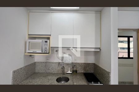 Apartamento à venda com 32m², 1 quarto e 1 vaga Apartamento à venda com 32m², 1 quarto e 1 vagaCozinha
