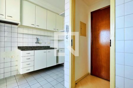 Apartamento à venda com 55m², 2 quartos e 1 vagaCozinha