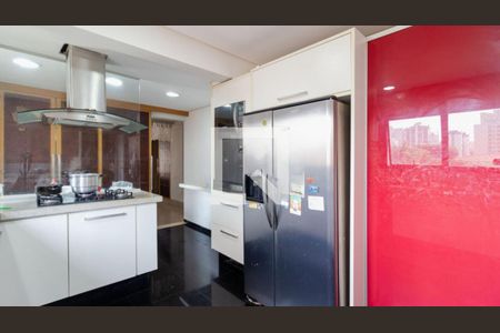 Apartamento para alugar com 207m², 3 quartos e 3 vagas