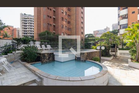 Apartamento para alugar com 207m², 3 quartos e 3 vagas