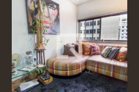 Apartamento à venda com 2 quartos, 65m² em República, São Paulo