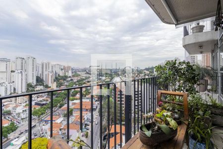 Apartamento à venda com 640m², 3 quartos e 4 vagas