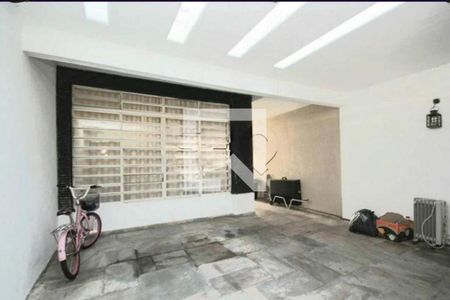 Casa à venda com 120m², 3 quartos e 2 vagas