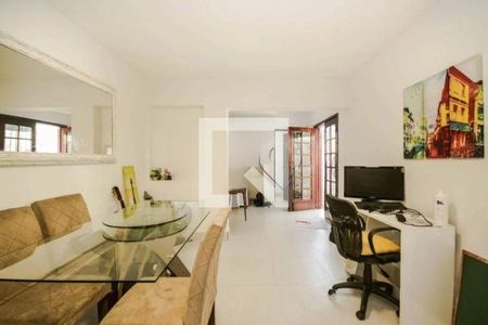 Casa à venda com 3 quartos, 120m² em Vila Madalena, São Paulo