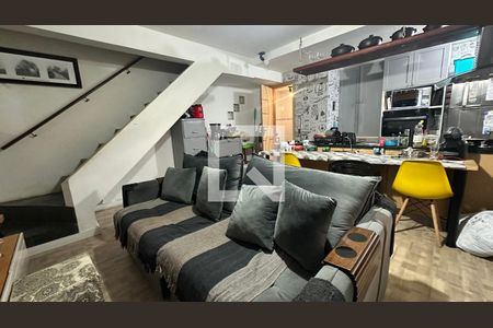 Sala de casa de condomínio à venda com 2 quartos, 60m² em Recreio dos Bandeirantes, Rio de Janeiro