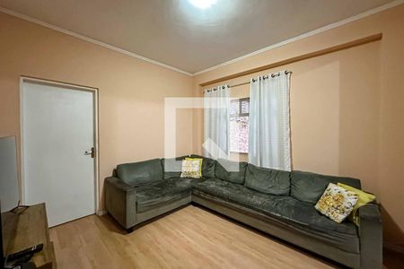 Casa à venda com 150m², 4 quartos e 4 vagas Casa à venda com 150m², 4 quartos e 4 vagasSala