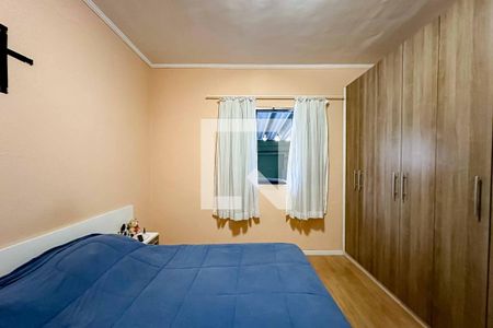 Casa à venda com 150m², 4 quartos e 4 vagas Casa à venda com 150m², 4 quartos e 4 vagasQuarto