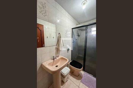 Banheiro de casa à venda com 3 quartos, 150m² em Jardim Carlu, São Paulo