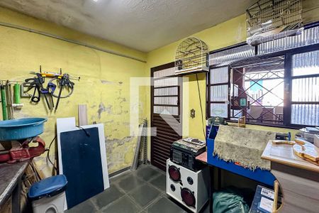 Casa à venda com 150m², 4 quartos e 4 vagas Casa à venda com 150m², 4 quartos e 4 vagasÁrea de serviços