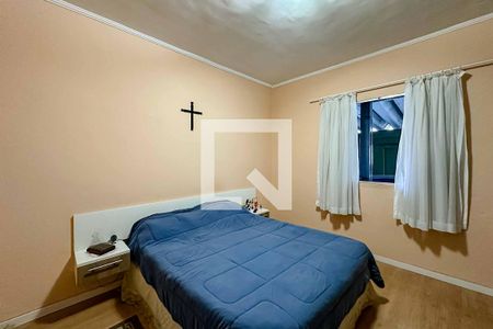 Casa à venda com 150m², 4 quartos e 4 vagas Casa à venda com 150m², 4 quartos e 4 vagasQuarto