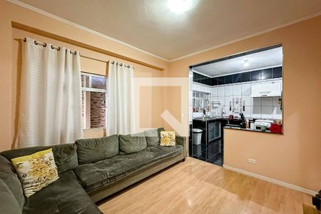 Casa à venda com 150m², 4 quartos e 4 vagas Casa à venda com 150m², 4 quartos e 4 vagasSala