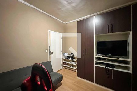 Casa à venda com 150m², 4 quartos e 4 vagas Casa à venda com 150m², 4 quartos e 4 vagasQuarto