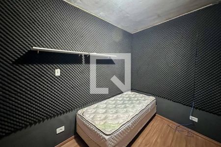 Casa à venda com 150m², 4 quartos e 4 vagas Casa à venda com 150m², 4 quartos e 4 vagasQuarto