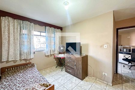 Sala de casa à venda com 4 quartos, 150m² em Jardim Carlu, São Paulo