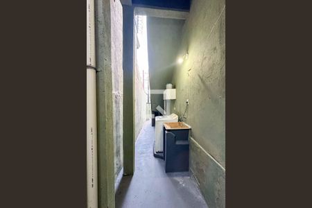 Casa à venda com 150m², 4 quartos e 4 vagas Casa à venda com 150m², 4 quartos e 4 vagasÁrea de serviço