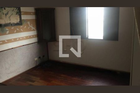 Casa à venda com 3 quartos, 240m² em Vila Moraes, São Paulo