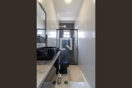 Casa à venda com 230m², 3 quartos e 2 vagas