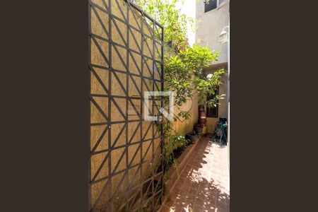 Casa à venda com 230m², 3 quartos e 2 vagas