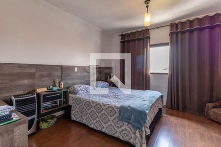 Casa à venda com 230m², 3 quartos e 2 vagas