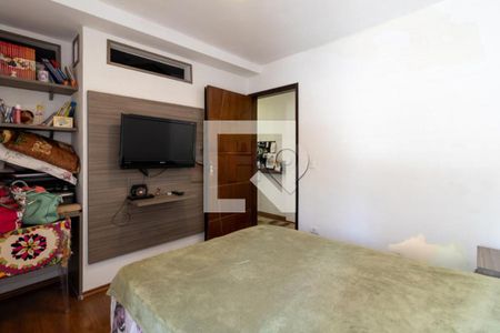 Casa à venda com 230m², 3 quartos e 2 vagas