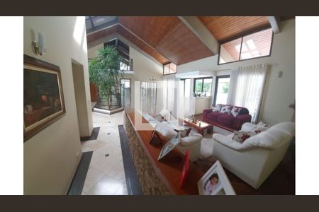 Casa à venda com 1040m², 4 quartos e 4 vagas