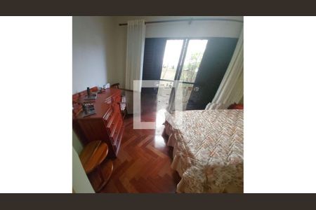 Casa à venda com 1040m², 4 quartos e 4 vagas