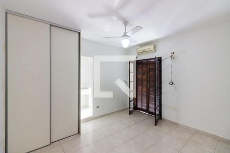 Casa à venda com 4 quartos, 250m² em Vila Madalena, São Paulo