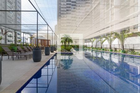 Apartamento à venda com 65m², 2 quartos e 1 vagaÁrea comum - Piscina