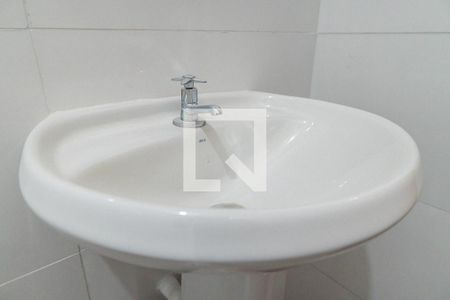 Casa para alugar com 35m², 1 quarto e sem vaga Casa para alugar com 35m², 1 quarto e sem vagaBanheiro Detalhe
