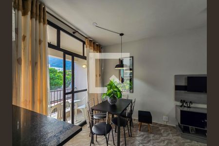 Detalhe Sala de apartamento para alugar com 1 quarto, 85m² em Embaré, Santos