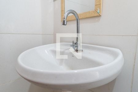 Casa para alugar com 35m², 1 quarto e sem vaga Casa para alugar com 35m², 1 quarto e sem vagaBanheiro Detalhe