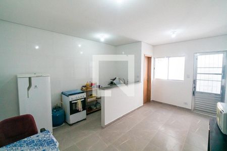 Sala/Cozinha de casa para alugar com 1 quarto, 35m² em Vila Santa Catarina, São Paulo