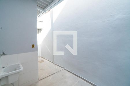 Casa para alugar com 35m², 1 quarto e sem vaga Casa para alugar com 35m², 1 quarto e sem vagaLavanderia