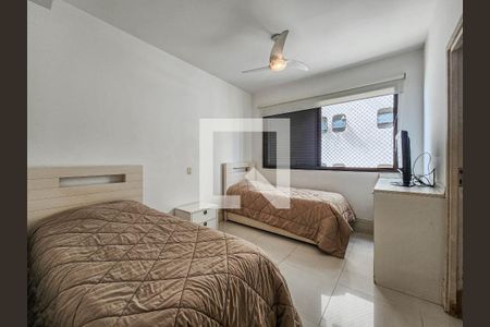 Quarto Suíte de apartamento para alugar com 2 quartos, 90m² em Ponta da Praia, Santos