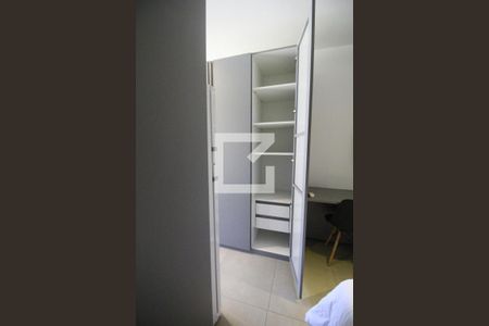 Apartamento para alugar com 21m², 1 quarto e sem vagaArmário Quarto