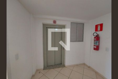 Apartamento para alugar com 59m², 2 quartos e 1 vaga Apartamento para alugar com 59m², 2 quartos e 1 vagaElevador