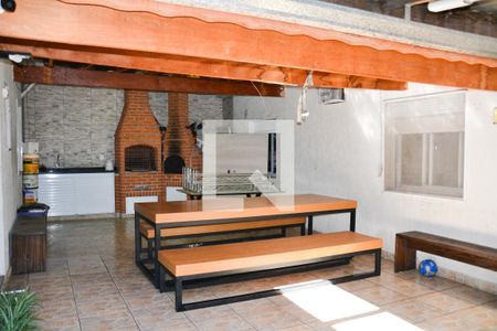 Casa à venda com 300m², 3 quartos e 4 vagas Casa à venda com 300m², 3 quartos e 4 vagasChurrasqueira