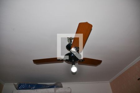 Casa à venda com 300m², 3 quartos e 4 vagas Casa à venda com 300m², 3 quartos e 4 vagasQuarto 1