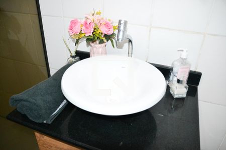 Casa à venda com 300m², 3 quartos e 4 vagas Casa à venda com 300m², 3 quartos e 4 vagasBanheiro 2