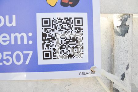 Casa à venda com 300m², 3 quartos e 4 vagas Casa à venda com 300m², 3 quartos e 4 vagasPlaquinha