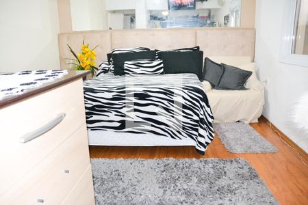 Casa à venda com 300m², 3 quartos e 4 vagas Casa à venda com 300m², 3 quartos e 4 vagasQuarto 2