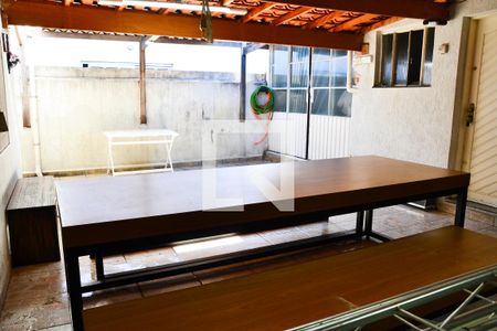 Casa à venda com 300m², 3 quartos e 4 vagas Casa à venda com 300m², 3 quartos e 4 vagasChurrasqueira