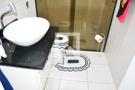 Casa à venda com 300m², 3 quartos e 4 vagas Casa à venda com 300m², 3 quartos e 4 vagasBanheiro 1