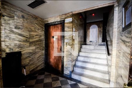 Apartamento para alugar com 77m², 1 quarto e sem vagaHall