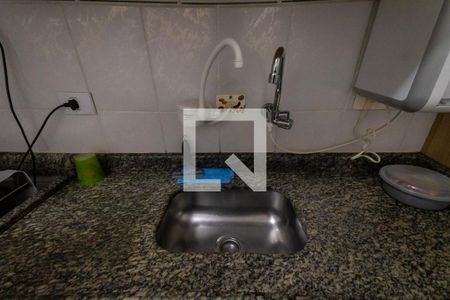 Casa à venda com 200m², 4 quartos e 1 vaga Casa à venda com 200m², 4 quartos e 1 vagaCozinha