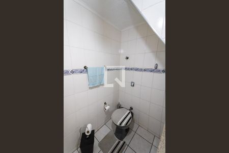 Casa à venda com 200m², 4 quartos e 1 vaga Casa à venda com 200m², 4 quartos e 1 vagaBanheiro 2