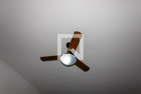 Sala de casa à venda com 4 quartos, 200m² em Vila Antonieta, São Paulo