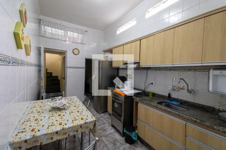 Casa à venda com 200m², 4 quartos e 1 vaga Casa à venda com 200m², 4 quartos e 1 vagaCozinha